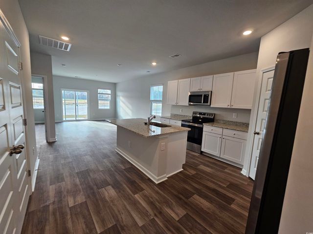 2100 Wild Indigo Circle NW, Calabash, NC 28467