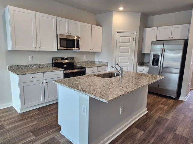 2100 Wild Indigo Circle NW, Calabash, NC 28467