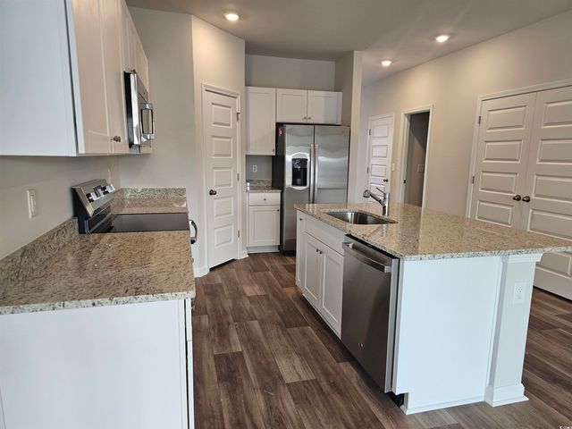 2100 Wild Indigo Circle NW, Calabash, NC 28467