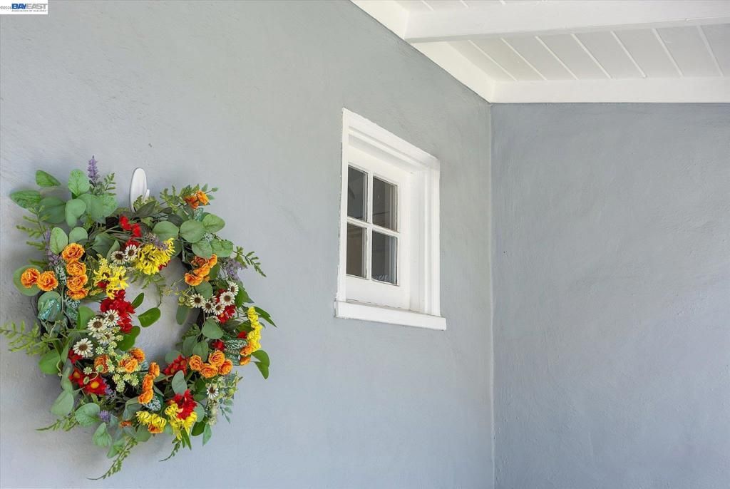 Image 10 of property listing at 381 Lexington Ave, San Leandro, CA 94577