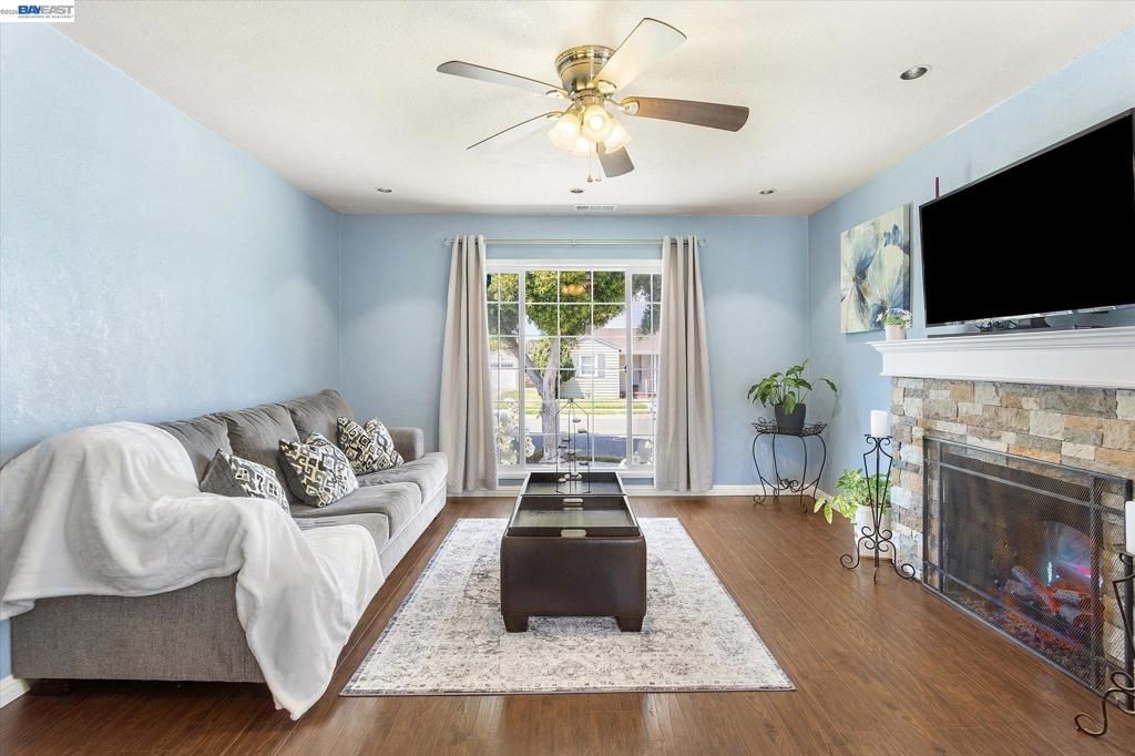 Image 16 of property listing at 381 Lexington Ave, San Leandro, CA 94577