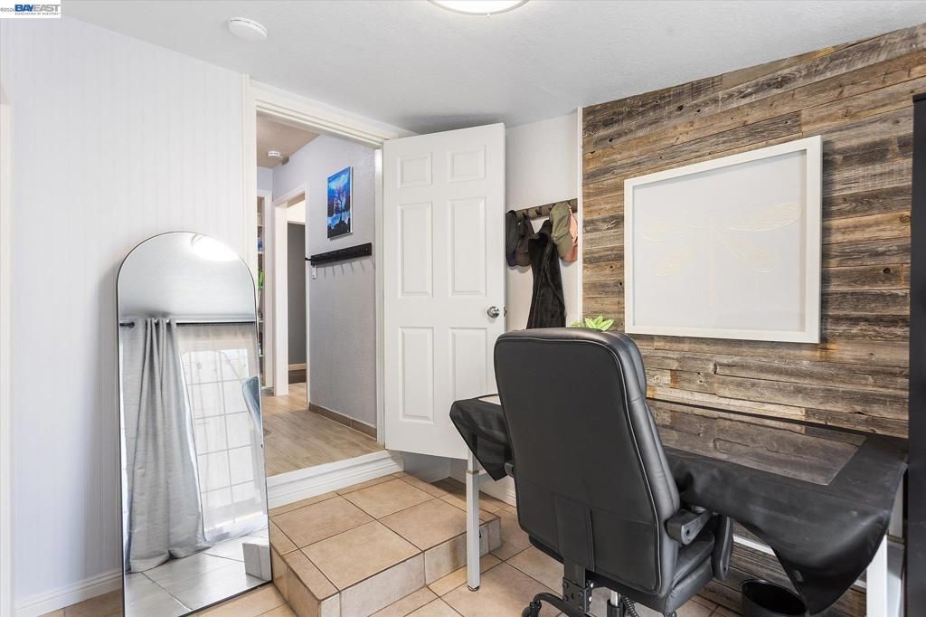 Image 45 of property listing at 381 Lexington Ave, San Leandro, CA 94577
