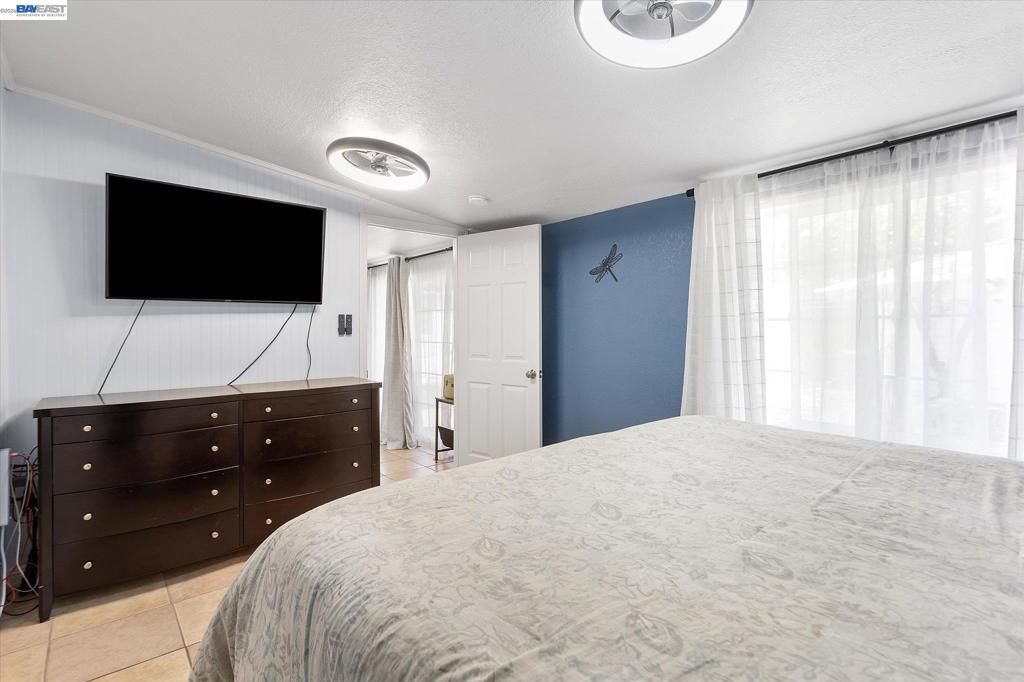 Image 48 of property listing at 381 Lexington Ave, San Leandro, CA 94577