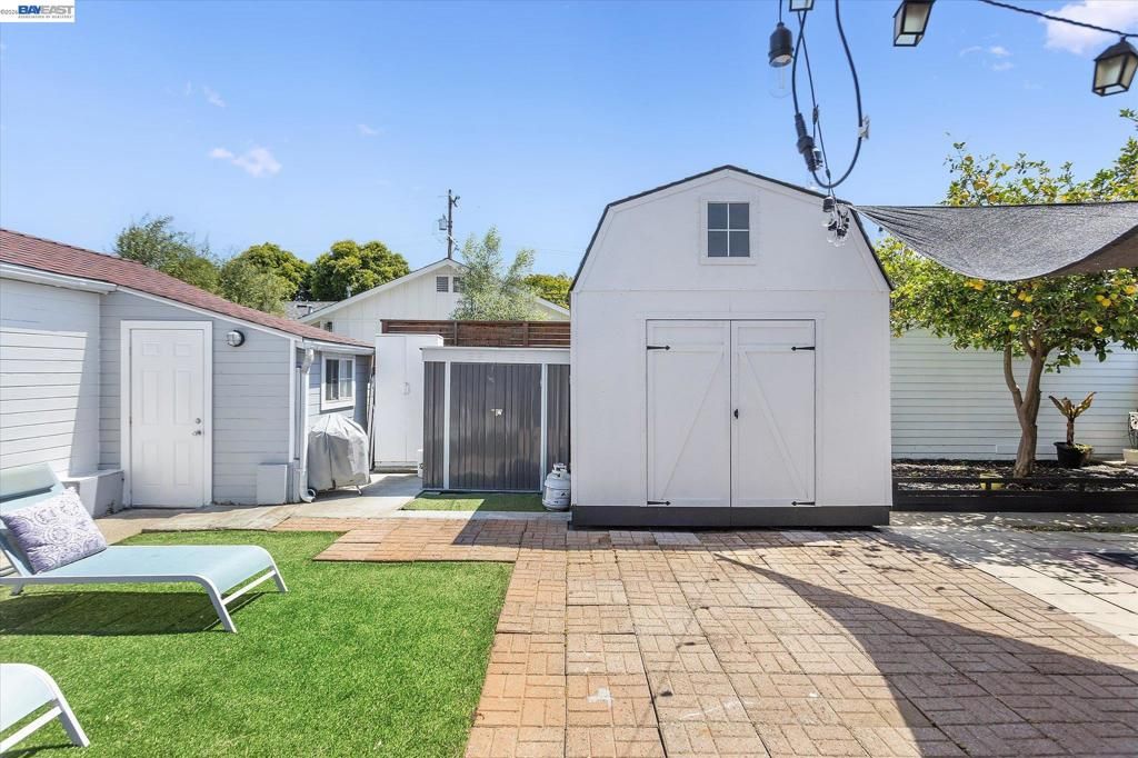 Image 54 of property listing at 381 Lexington Ave, San Leandro, CA 94577