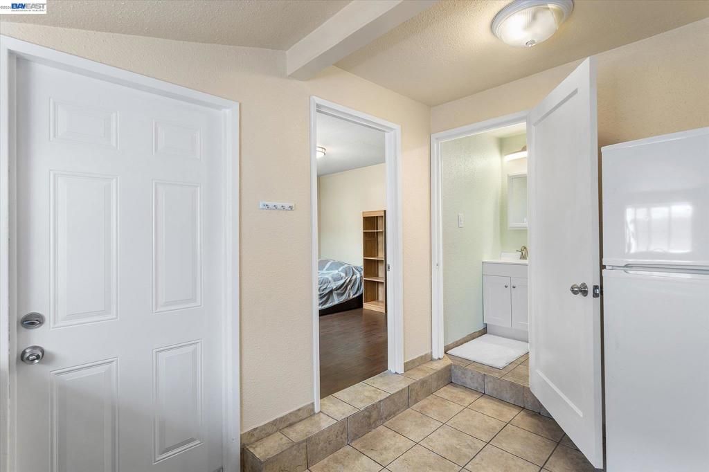 Image 60 of property listing at 381 Lexington Ave, San Leandro, CA 94577