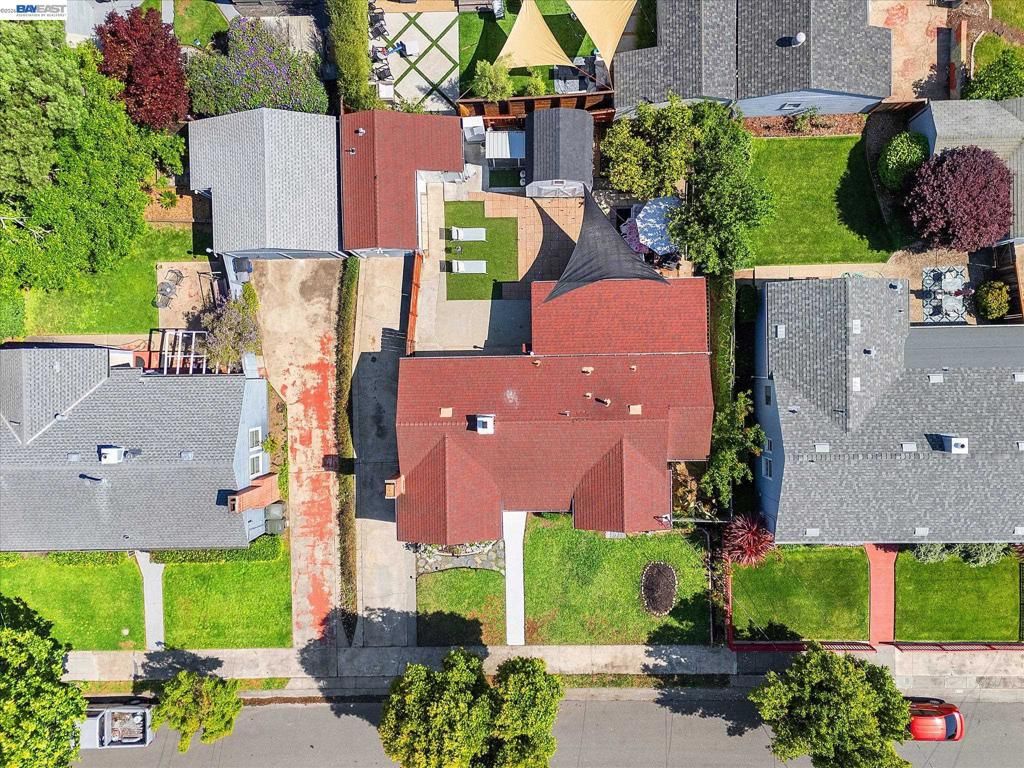 Image 76 of property listing at 381 Lexington Ave, San Leandro, CA 94577