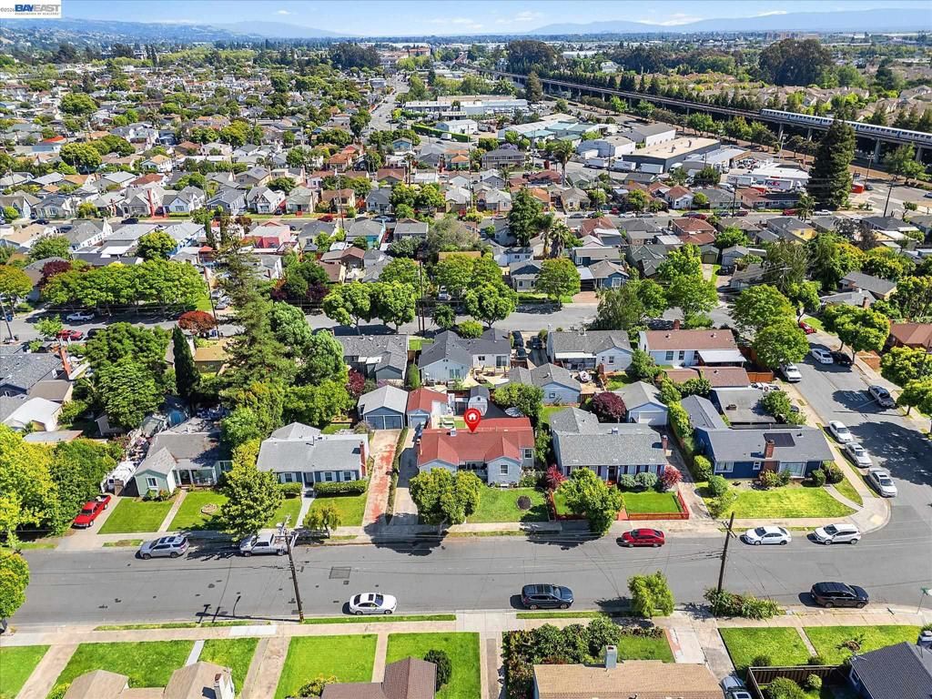 Image 78 of property listing at 381 Lexington Ave, San Leandro, CA 94577