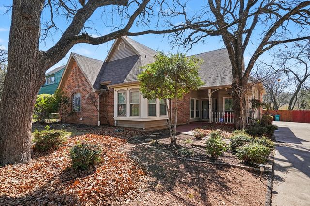 1925 Highland Park Circle, Denton, TX 76205