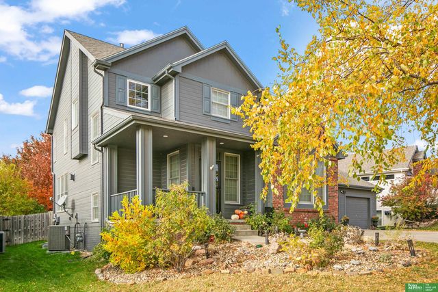 9404 S 27th Avenue, Bellevue, NE 68147