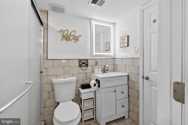 1999 HOLLANDALE DR, Bensalem, PA 19020