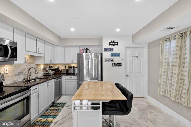 1999 HOLLANDALE DR, Bensalem, PA 19020