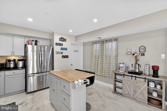 1999 HOLLANDALE DR, Bensalem, PA 19020