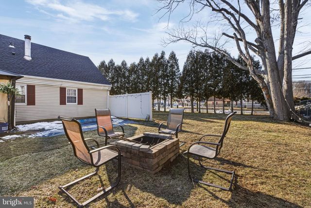 1999 HOLLANDALE DR, Bensalem, PA 19020