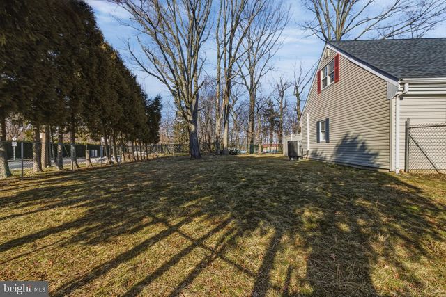 1999 HOLLANDALE DR, Bensalem, PA 19020