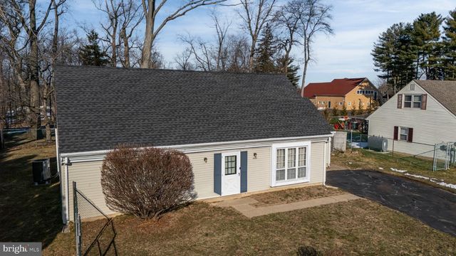 1999 HOLLANDALE DR, Bensalem, PA 19020