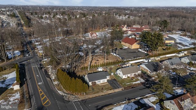 1999 HOLLANDALE DR, Bensalem, PA 19020