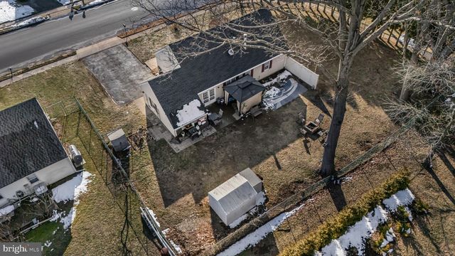 1999 HOLLANDALE DR, Bensalem, PA 19020