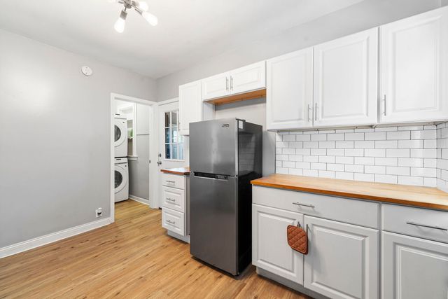 10150 S Wentworth Avenue, Chicago, IL 60628