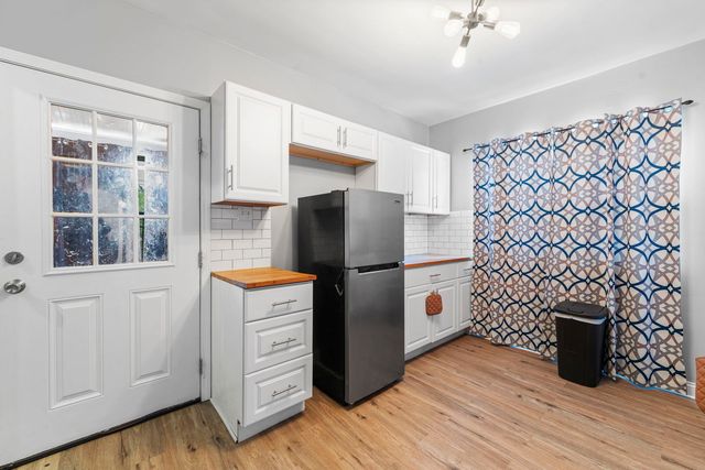 10150 S Wentworth Avenue, Chicago, IL 60628