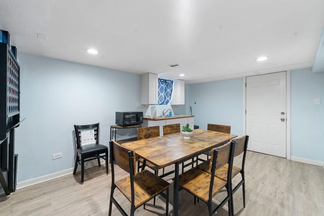 10150 S Wentworth Avenue, Chicago, IL 60628