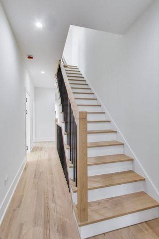 2307 W Foster Avenue 3, Chicago, IL 60625