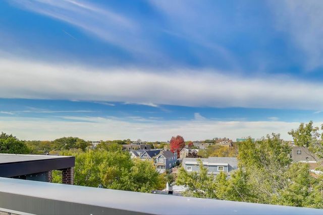 2307 W Foster Avenue 3, Chicago, IL 60625