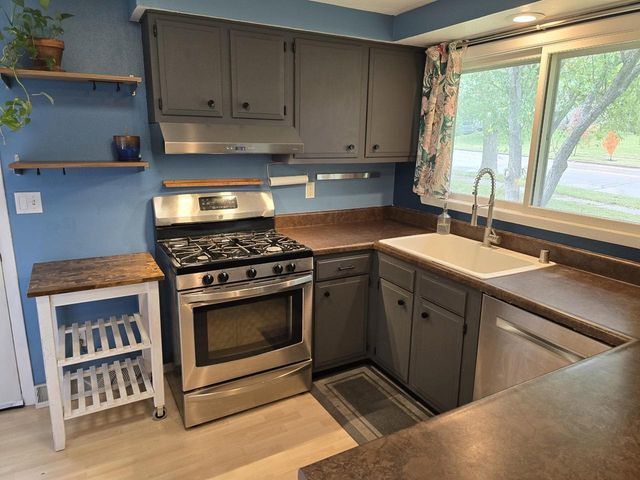 902 Moorland Road, Madison, WI 53713