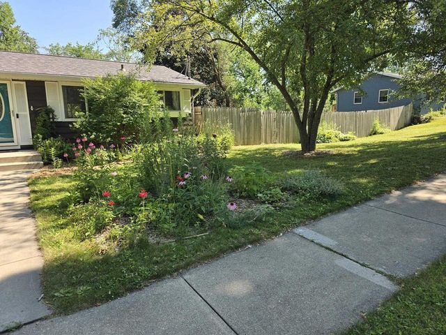 902 Moorland Road, Madison, WI 53713