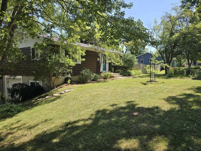 902 Moorland Road, Madison, WI 53713