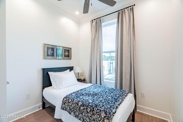 1510 Kaliste Saloom Road 404, Lafayette, LA 70508