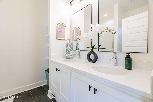 1510 Kaliste Saloom Road 404, Lafayette, LA 70508