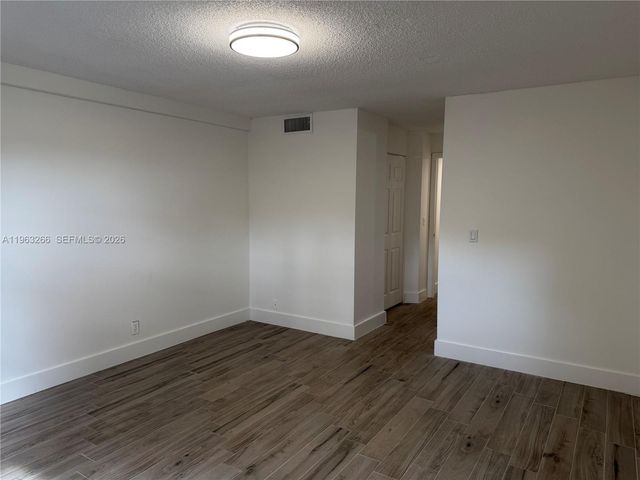 2700 Coral Springs Dr 101, Coral Springs, FL 33065