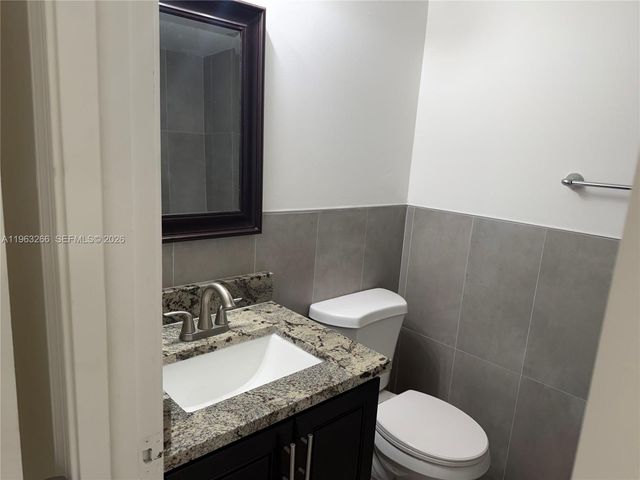 2700 Coral Springs Dr 101, Coral Springs, FL 33065