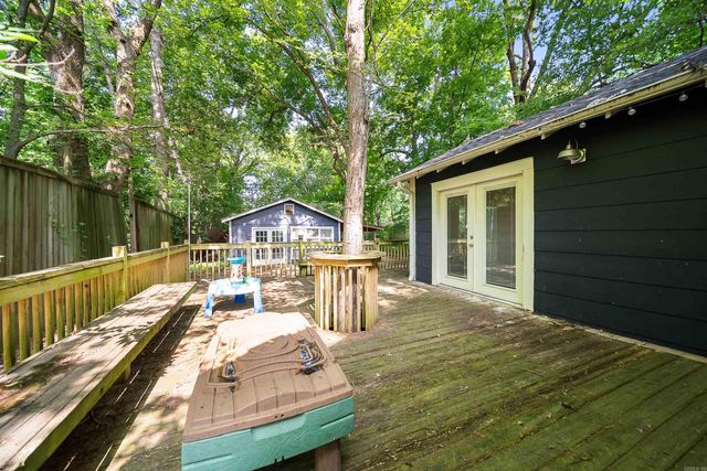 835 Watkins St, Conway, AR 72034