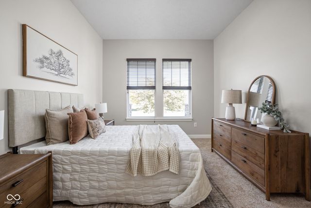 9159 Brookstone Place, Zionsville, IN 46077