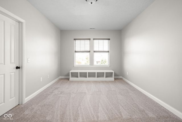 9159 Brookstone Place, Zionsville, IN 46077