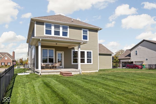 9159 Brookstone Place, Zionsville, IN 46077