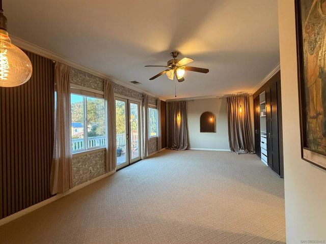 624 Ridgemont Cir, Escondido, CA 92027