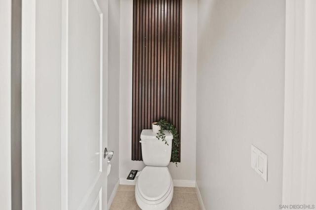 624 Ridgemont Cir, Escondido, CA 92027