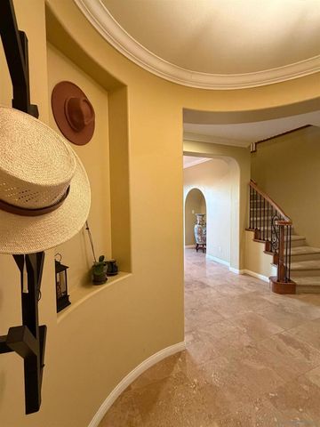 624 Ridgemont Cir, Escondido, CA 92027