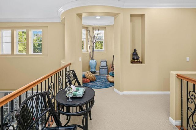 624 Ridgemont Cir, Escondido, CA 92027