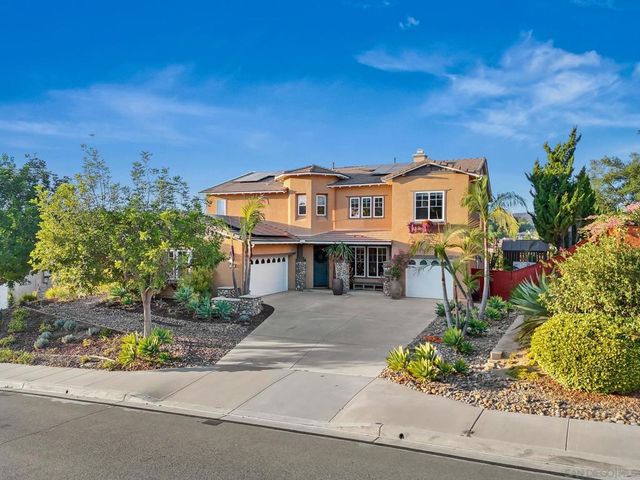 624 Ridgemont Cir, Escondido, CA 92027