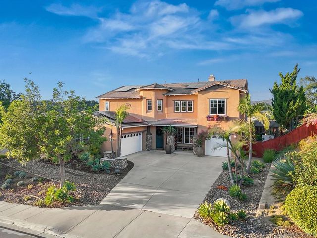 624 Ridgemont Cir, Escondido, CA 92027