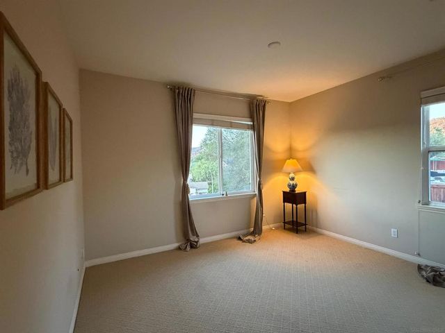 624 Ridgemont Cir, Escondido, CA 92027