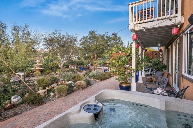 624 Ridgemont Cir, Escondido, CA 92027