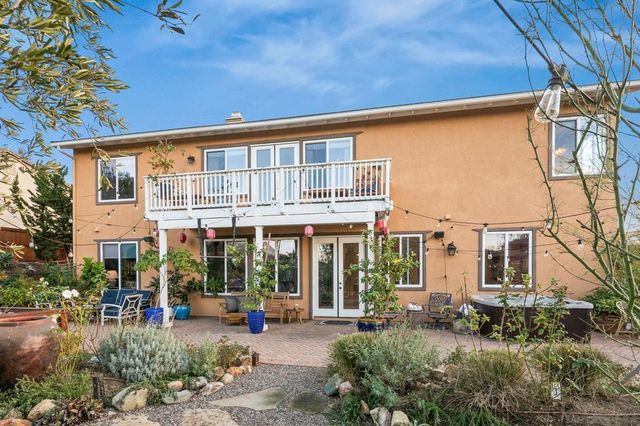 624 Ridgemont Cir, Escondido, CA 92027