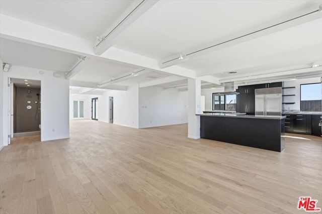 18131 Kingsport Drive, Malibu, CA 90265