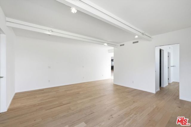 18131 Kingsport Drive, Malibu, CA 90265