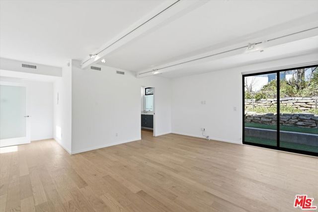 18131 Kingsport Drive, Malibu, CA 90265