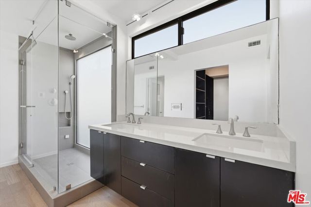 18131 Kingsport Drive, Malibu, CA 90265